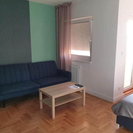 Tito Lägenhet Belgrad Exteriör bild