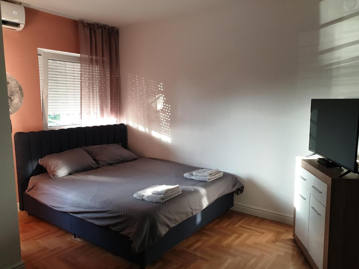 Tito Lägenhet Belgrad Exteriör bild