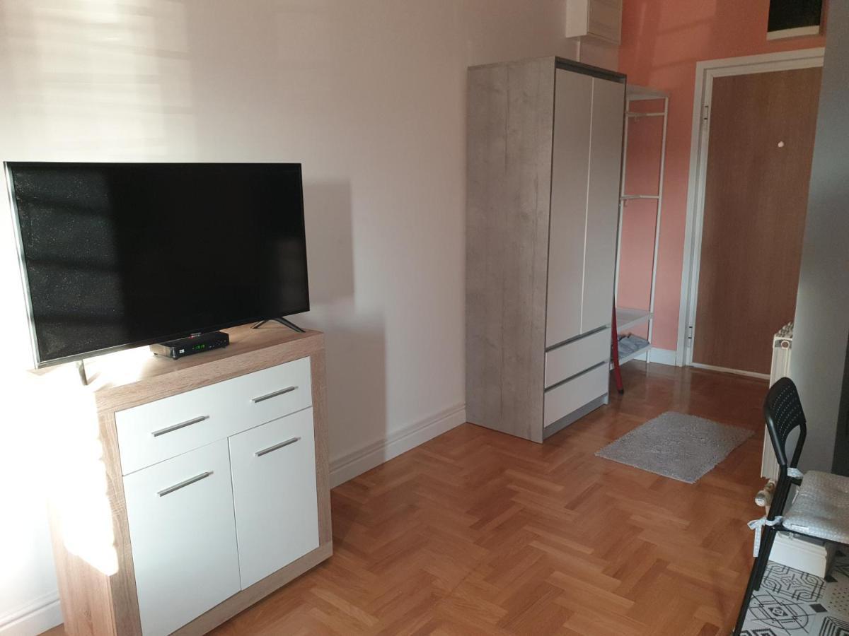 Tito Lägenhet Belgrad Exteriör bild